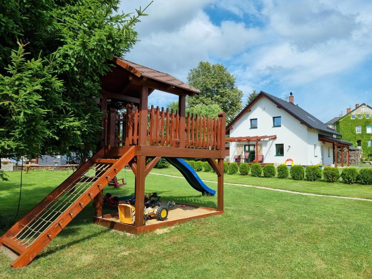 Holiday home Dum A Pod Smrkem